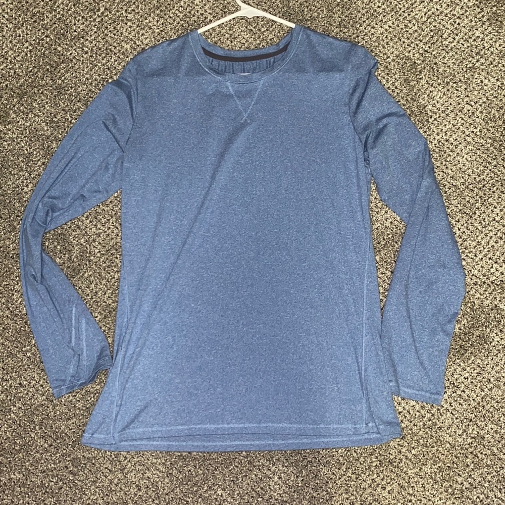 BLUE LONG SLEEVE TIGHTER ATHLETIC SHIRT